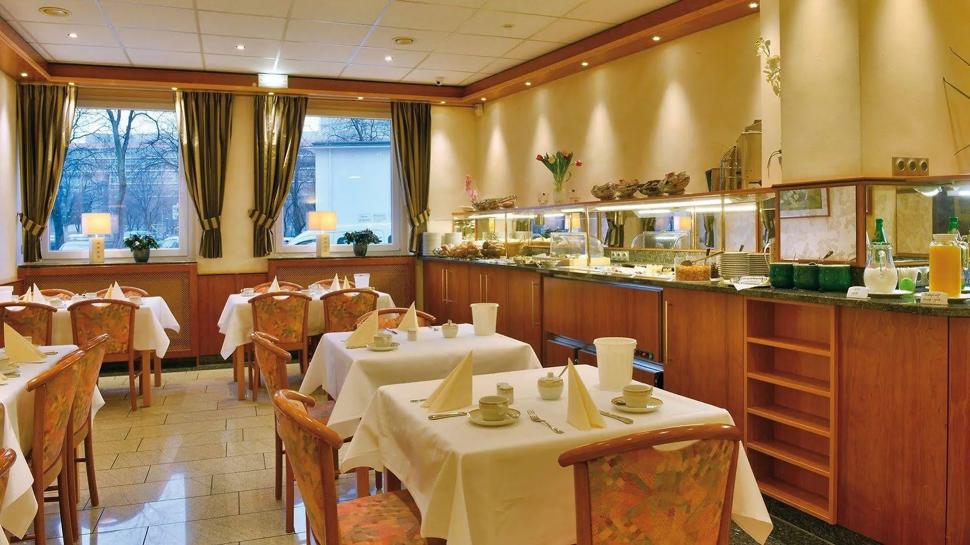 קלן Hotel Ilbertz Garni 3*,  גרמניה